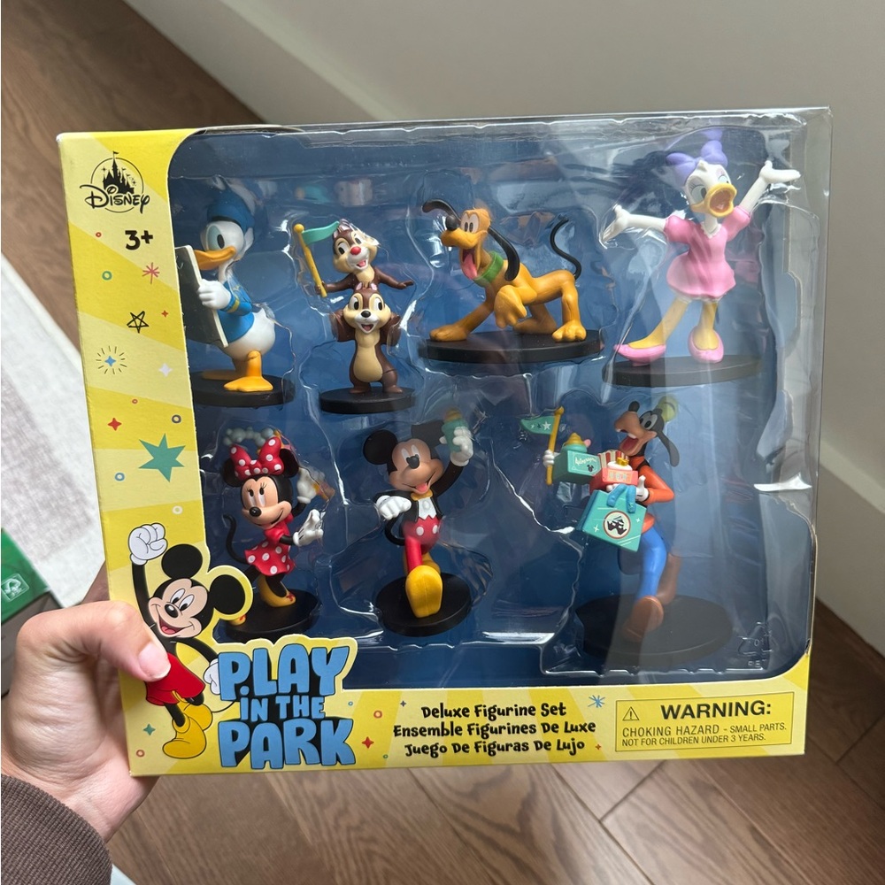 Disney Play in the Park Multicolor Classic Character Figurine Set